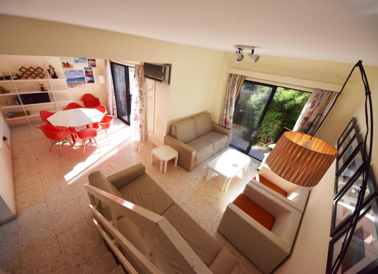 Christos Beach House Larnaca Exterior photo